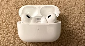 Used
													Apple AirPods Pro 2 - Lightning, photo 1 of 5