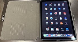 Mint
													Apple iPad Air 5th Gen - Wi-Fi, Blue, 256 GB, A2588, photo 5 of 13