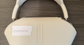 Used
													Apple AirPods Max USB-C - Starlight, photo 2 of 4