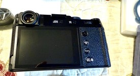 Mint
													Fuji X100VI - Black, photo 2 of 9