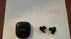 Used
													Bose QuietComfort Ultra Earbuds - Black, photo 1 of 4