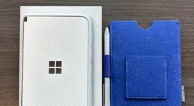 Mint
													Microsoft Surface Duo - Unlocked, White, 128 GB, 6 GB, photo 5 of 7
