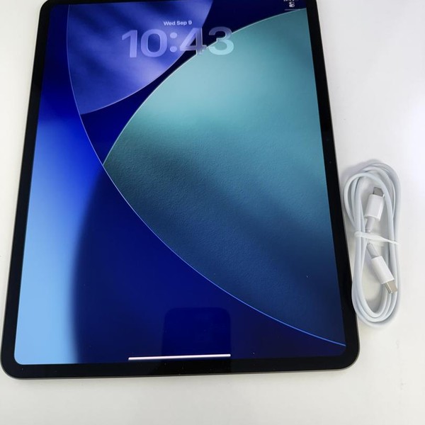Apple iPad Pro 13 inch (M4) 2024 - Wi-Fi, 512 GB, Black, 8 GB, A2925, Standard Glass