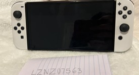 Mint
													Nintendo Switch - OLED - White, 64 GB, photo 2 of 13