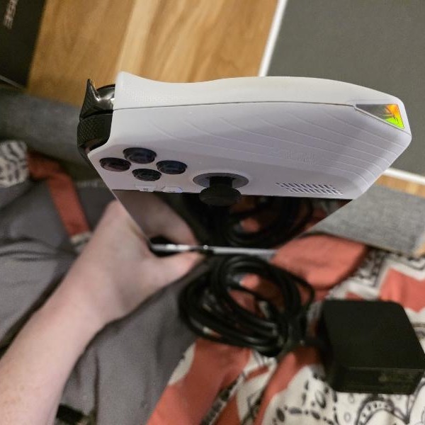 Asus ROG Ally 7 inch - 512 GB, White, 16 GB, AMD Ryzen Z1 Extreme, Ryzen Z1 Extreme