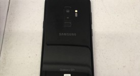 Good
													Samsung Galaxy S9 Plus - Verizon, Black, 64 GB, SM-G965U, photo 3 of 7