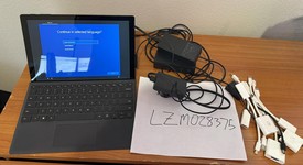 Mint
													Microsoft Surface Pro 6 - Wi-Fi, Black, 256 GB, 8 GB, photo 1 of 5