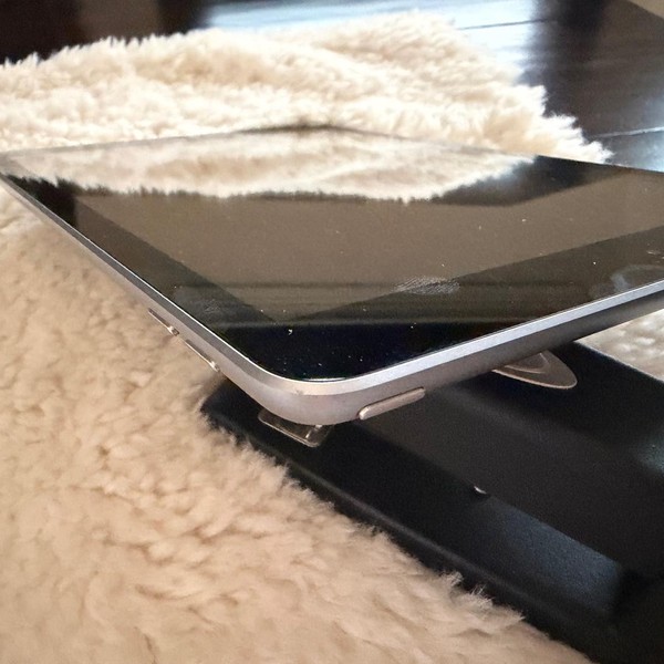 Apple iPad 6th Gen - Wi-Fi, 128 GB, Gray, A1893