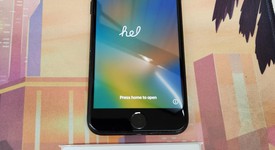 Good
													Apple iPhone SE 2nd Gen 2020 - Unlocked, Black, 128 GB, A2275, photo 4 of 8