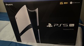Mint
													PlayStation 5 Pro (2024) - White, 2 TB, photo 1 of 8
