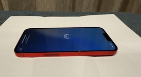 Mint
													Apple iPhone 14 - Unlocked, Red, 128 GB, A2649, photo 3 of 5
