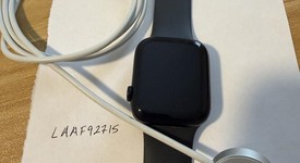 Mint
													Apple Watch Series 8 45mm - Midnight, A2771 - GPS, Aluminum, photo 2 of 6