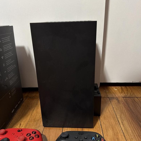 Xbox Series X (2020) - 1 TB, Black, standard