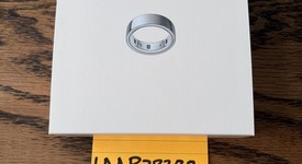 New
													Oura Ring Gen 4 - Silver, Size 9, photo 1 of 4