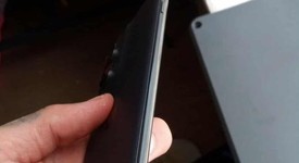 Mint
													Motorola Edge (2024) - T-Mobile, Midnight Blue, 256 GB, 8 GB, photo 5 of 7