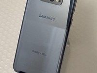 Samsung Galaxy S10e