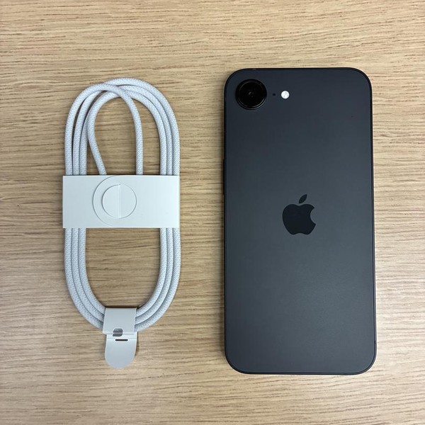 Apple iPhone 16e - Metro by T-Mobile, 128 GB, Black, A3212