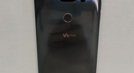 Good
													LG V35 ThinQ - AT&T, Gray, 64 GB, photo 5 of 7