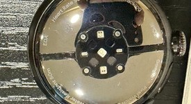 Mint
													Google Pixel Watch 2 - Unlocked, Black, LTE, photo 4 of 5