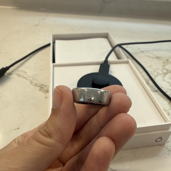 Oura Ring Gen 3 - Silver, Size 7, Horizon