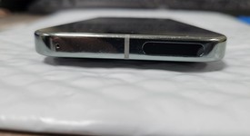 Good
													Google Pixel 9 Pro - Unlocked, Hazel, 256 GB, 16 GB, GR83Y, photo 3 of 6