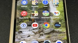 Mint
													Google Pixel 9 Pro Fold - Unlocked, Porcelain, 256 GB, GGH2X, photo 3 of 10