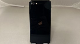 Mint
													Apple iPhone SE 3rd Gen 2022 - Unlocked, Midnight, 64 GB, A2595, photo 2 of 6