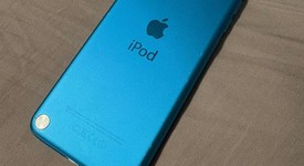 Good
													Apple iPod Touch 5th Gen - Wi-Fi, Blue, 32 GB, photo 4 of 8