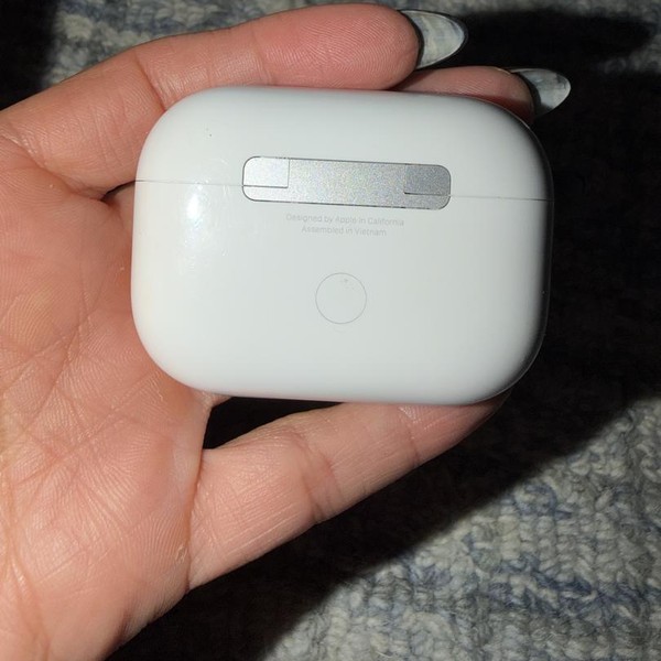 Apple AirPods Pro - MagSafe Case