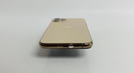Good
													Apple iPhone 11 Pro - Unlocked, Gold, 256 GB, A2160, photo 5 of 9