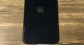 Good
													Apple iPhone SE 3rd Gen 2022 - T-Mobile, Midnight, 128 GB, A2595, photo 3 of 7