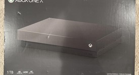 Good
													Xbox One X (2017) - Black, Eclipse Edition Taco Bell Bundle, photo 3 of 4