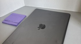 Fair
													Apple iPad 9th Gen - Unlocked, Gray, 64 GB, A2603, photo 5 of 8