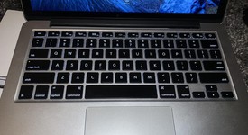 Good
													MacBook Pro 2015 (Retina) - 13" - Silver, 256 GB, 8 GB, photo 4 of 15