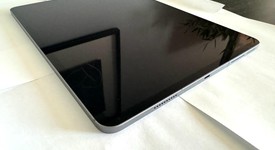 Mint
													Apple iPad Pro 12.9" 6th Gen 2022 - Wi-Fi, Gray, 256 GB, photo 2 of 10