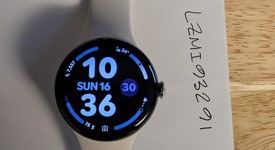 Mint
													Google Pixel Watch 4 - Wi-Fi, Silver, 41mm, photo 3 of 8