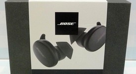 New
													Bose Sports Earbuds - Black, photo 1 of 4