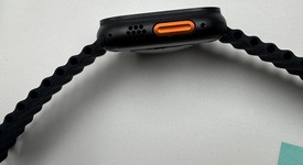 Good
													Apple Watch Ultra 2 49mm - Unlocked, Black, A2986, photo 5 of 6
