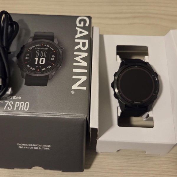 Garmin fenix 7S Pro - Gray, Sapphire Solar