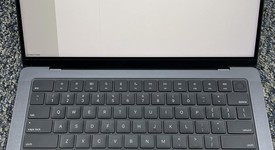 Good
													MacBook Pro Late 2023 (M3) - 14" - Apple M3 Pro 11-core, Black, 512 GB, 18 GB, 14-core GPU, photo 2 of 8