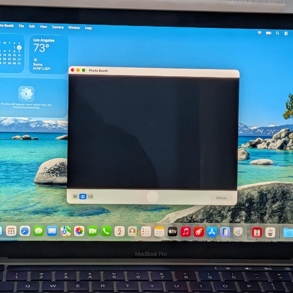 MacBook Pro 2020 - 13 inch - 256 GB, Gray, 8 GB, Apple M1