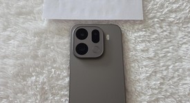 Mint
													Oppo Find X9 Pro - Unlocked Non-US, Titanium Charcoal, 512 GB, 16 GB, photo 5 of 39