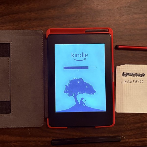 Amazon Kindle Paperwhite 7th Gen - Amazon, 4 GB