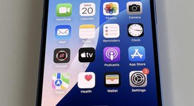 Mint
													Apple iPhone 16 - Verizon, Ultramarine, 128 GB, A3081, photo 5 of 6