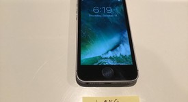 Good
													Apple iPhone SE 1st Gen 2016 - Sprint, Grey, 16 GB, A1723, photo 1 of 10