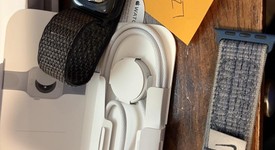 Good
													Apple Watch Series 10 42mm - Unlocked, Black, A3001 - Cellular, Aluminum, photo 5 of 14