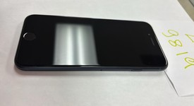 Mint
													Apple iPhone SE 3rd Gen 2022 - Unlocked, Midnight, 64 GB, A2595, photo 5 of 7