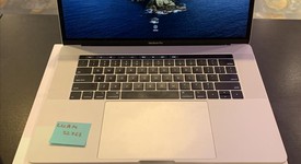 Good
													MacBook Pro 2018 (With Touch Bar) - 15" - I7, Silver, 256 GB, 16 GB, photo 6 of 6