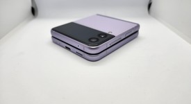 Mint
													Samsung Galaxy Z Flip3 5G - Unlocked, Lavender, 128 GB, 8 GB, SM-F711U1, photo 5 of 9