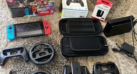 Good
													Nintendo Switch - Red & Blue, 32 GB, Mario Red & Blue Edition, photo 4 of 4